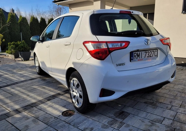 Toyota Yaris cena 44900 przebieg: 177800, rok produkcji 2018 z Mielec małe 154